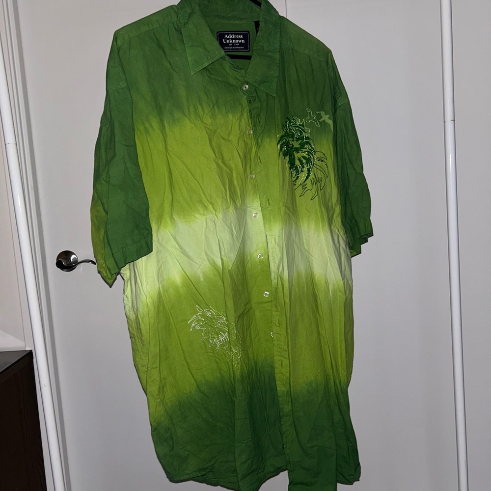 Men’s Green Casual Button Down Shirt